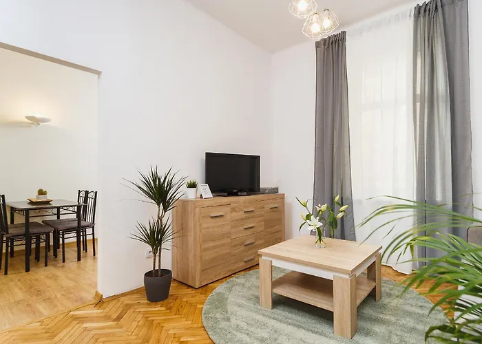 1 Bedroom Apartment - Starowislna 54